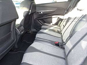 Peugeot  1.2l Allure *Full-LED *PPS+360° *7-Sitzer